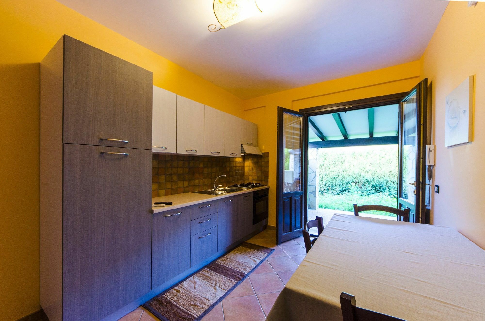 Residence Hydria Campofelice Di Roccella Bagian luar foto