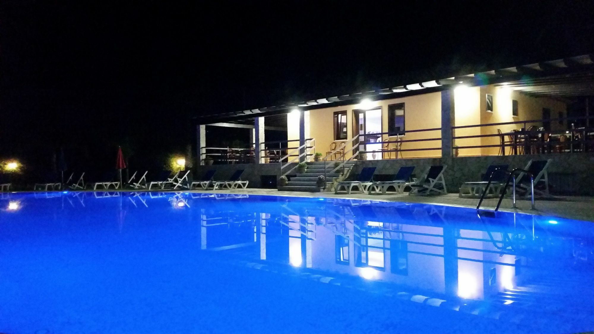 Residence Hydria Campofelice Di Roccella Bagian luar foto
